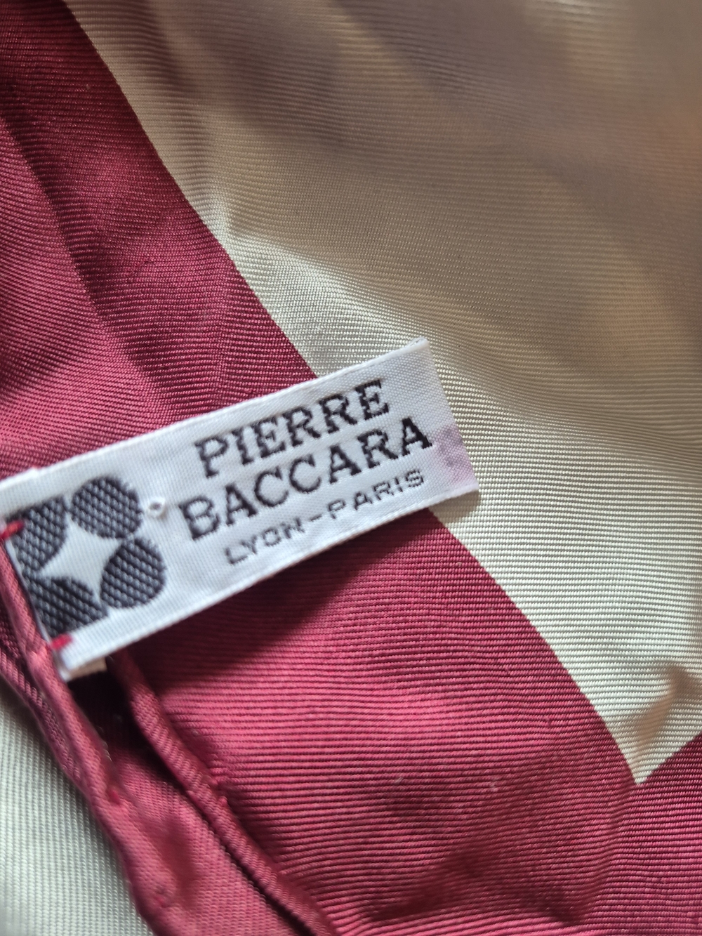 Pierre Baccara White & Burgundy Gold Horse Pattern 100$Silk Scarf Lyon Paris - Picture 10 of 13